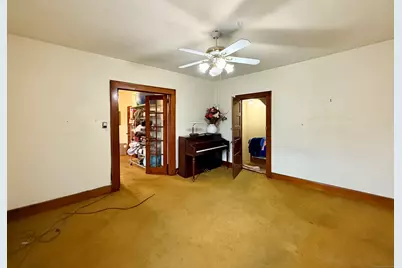 178 Island Brook Avenue, Bridgeport, CT 06606 - Photo 34