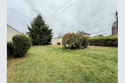 178 Island Brook Avenue, Bridgeport, CT 06606 - Photo 8