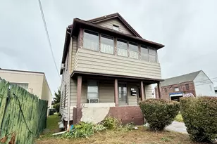 178 Island Brook Ave, Bridgeport, CT 06606 - Photo 2