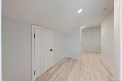 124 Potuccos Ring Road, Wolcott, CT 06716 - Photo 28