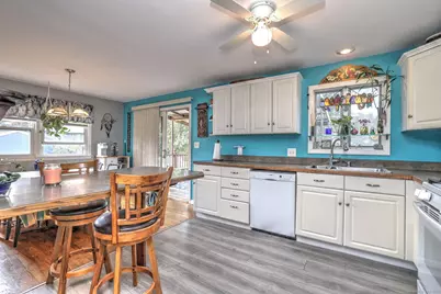 24 Collingsdale Drive, Milford, CT 06461 - Photo 10