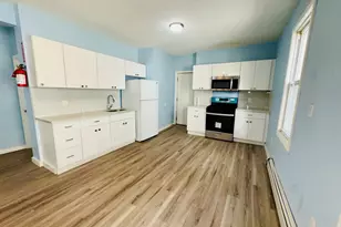 898 Hancock Ave, Bridgeport, CT 06605 - Photo 6