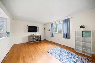 45 King Ct, Enfield, CT 06082 - Photo 2