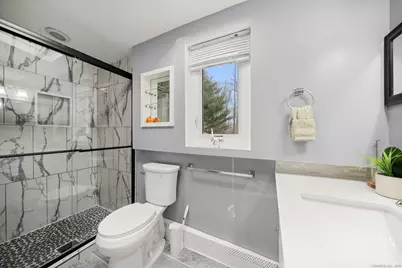 45 King Court, Enfield, CT 06082 - Photo 18