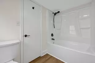 82 State St, Guilford, CT 06437 - Photo 24