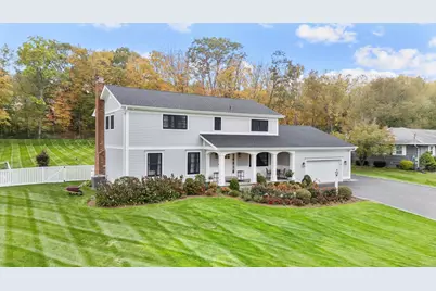 14 East Gate Road, Danbury, CT 06810 - Photo 2