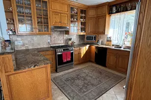 26 Olmstead Rd, Redding, CT 06896 - Photo 8