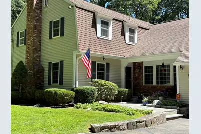 58 Heritage Lane, Stamford, CT 06903 - Photo 2