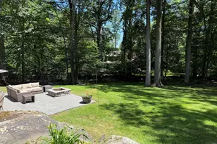 58 Heritage Ln, Stamford, CT 06903 - Photo 32