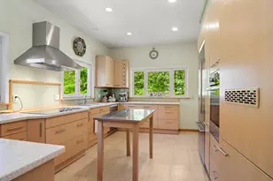 27 Wellington Dr, Stamford, CT 06903 - Photo 4