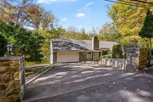 27 Wellington Dr, Stamford, CT 06903 - Photo 6