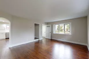 295 Housatonic Dr, Milford, CT 06460 - Photo 12