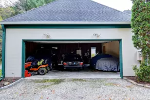 225 Crest Rd, Middlebury, CT 06762 - Photo 14