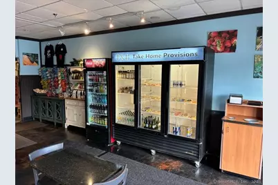 28 Pennsylvania Avenue, East Lyme, CT 06357 - Photo 4