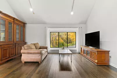 22 Ledgewood Road, Redding, CT 06896 - Photo 4