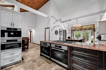 39 High Ridge Hollow, Avon, CT 06001 - Photo 8