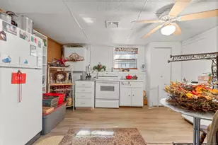 23 Meadow Brook Rd, West Haven, CT 06516 - Photo 32