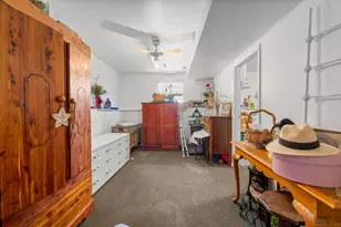 23 Meadow Brook Rd, West Haven, CT 06516 - Photo 38