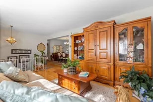 23 Meadow Brook Rd, West Haven, CT 06516 - Photo 14