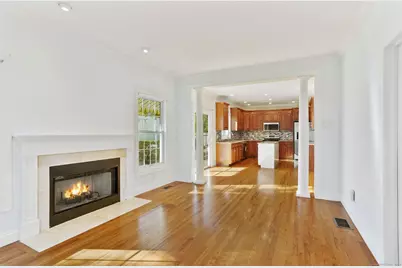 31 June Avenue, Norwalk, CT 06850 - Photo 12