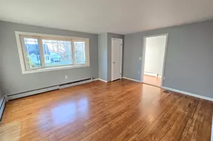 207 Arnold Dr, East Hartford, CT 06108 - Photo 6