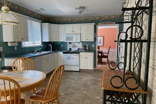 26 Beechwood Dr, Waterford, CT 06385 - Photo 10