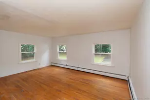 46 Foster St, Manchester, CT 06040 - Photo 10