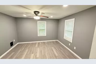 49 Willys Street, East Hartford, CT 06118 - Photo 6