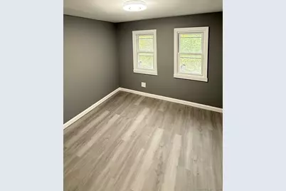 49 Willys Street, East Hartford, CT 06118 - Photo 10