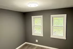 49 Willys St, East Hartford, CT 06118 - Photo 10