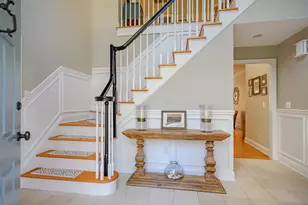 10 Wedgewood Ct, Newtown, CT 06470 - Photo 4