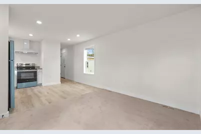 55 Sugar Street #17A, Newtown, CT 06470 - Photo 10