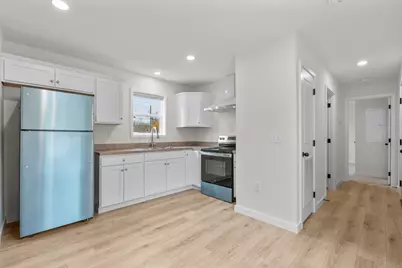 55 Sugar Street #17A, Newtown, CT 06470 - Photo 4