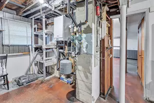 22 Mountain Top Ln, New Haven, CT 06513 - Photo 38