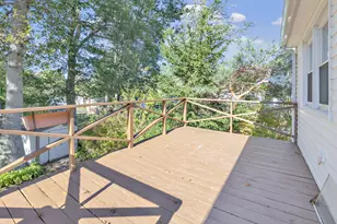 22 Mountain Top Ln, New Haven, CT 06513 - Photo 8