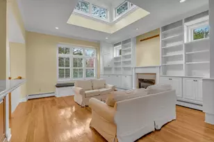 64 Boston St, Guilford, CT 06437 - Photo 18