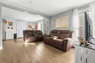 126 Heath St, Hartford, CT 06106 - Photo 14