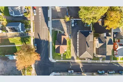 126 Heath Street, Hartford, CT 06106 - Photo 20