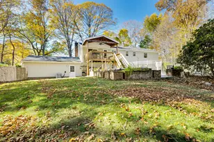 54 Coachlamp Ln, Guilford, CT 06437 - Photo 38