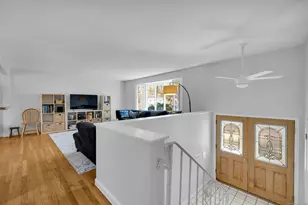 54 Coachlamp Ln, Guilford, CT 06437 - Photo 6