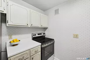 292 Pequot Ave, New London, CT 06320 - Photo 18