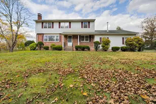 126 Stepstone Hill Rd, Guilford, CT 06437 - Photo 1