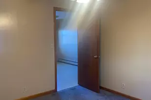 60 Judd Ave, New Britain, CT 06051 - Photo 6