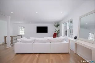 82 Josephine Evaristo Ave, Greenwich, CT 06830 - Photo 8