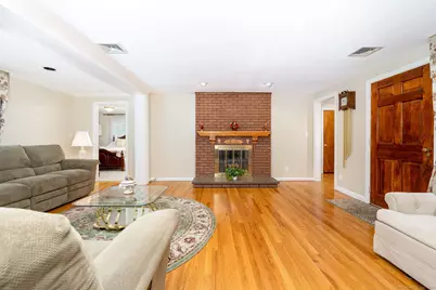 101 Collier Road, Wethersfield, CT 06109 - Photo 10