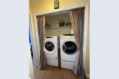 2 Twin Oaks #2, New Milford, CT 06776 - Photo 8