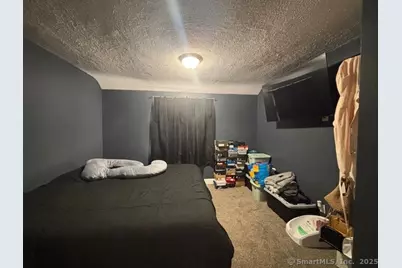 880 Pearl Harbor Street, Bridgeport, CT 06610 - Photo 20