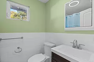 466 Middletown Ave, New Haven, CT 06513 - Photo 28