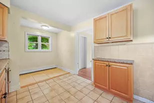 14 Gisella Rd, Trumbull, CT 06611 - Photo 10