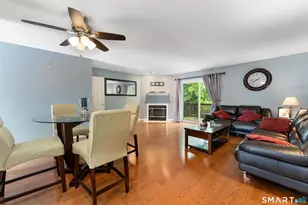 114 Candlewood Dr, Enfield, CT 06082 - Photo 8